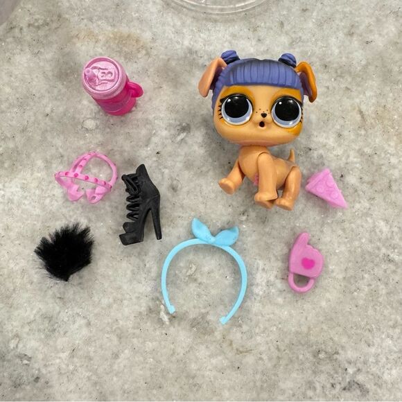 LOL Surprise! Pets Fluffy Pets Daring Doggie (Open) - Picture 2 of 3